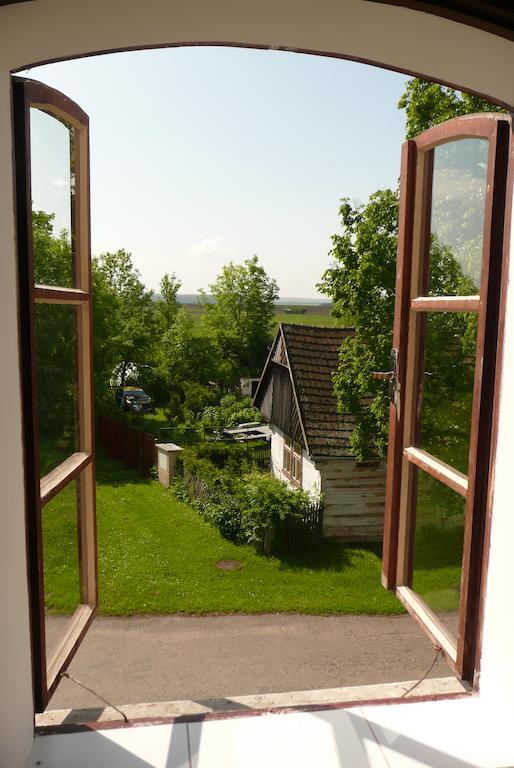 Statek Chmelovice Hotel Exterior photo